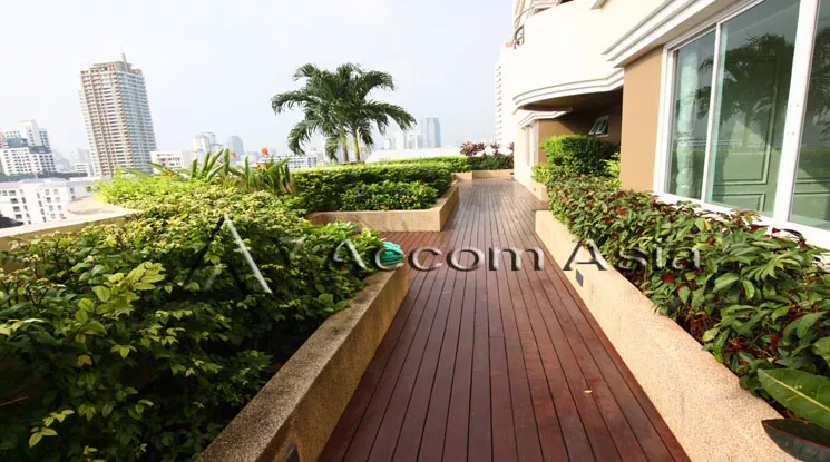 Huge Terrace, Penthouse, Pet friendly |  4 Bedrooms  Apartment For Rent in Sukhumvit, Bangkok  near BTS Phrom Phong (1413971)