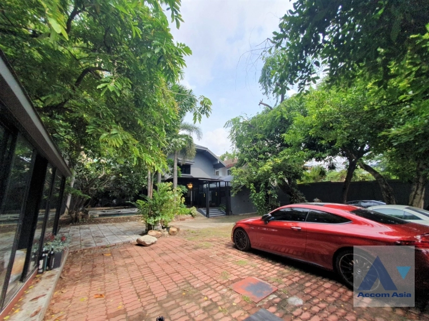 27  3 br House For Rent in sukhumvit ,Bangkok BTS Phrom Phong 1913999