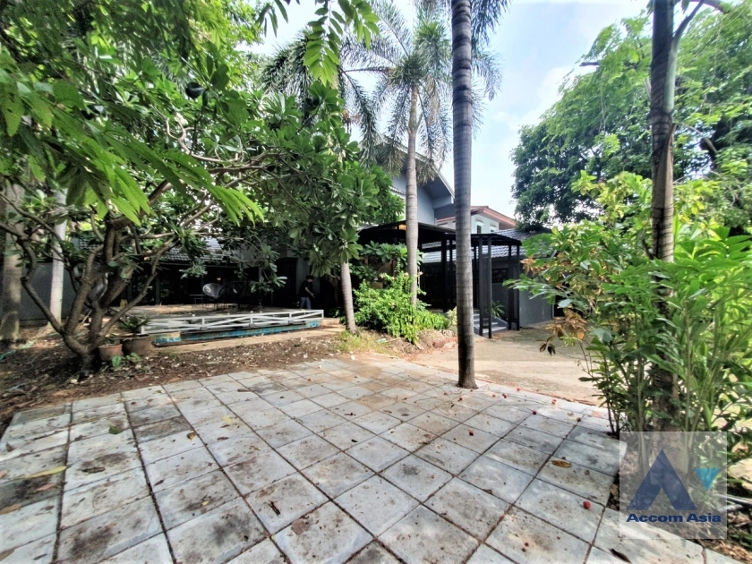 30  3 br House For Rent in sukhumvit ,Bangkok BTS Phrom Phong 1913999