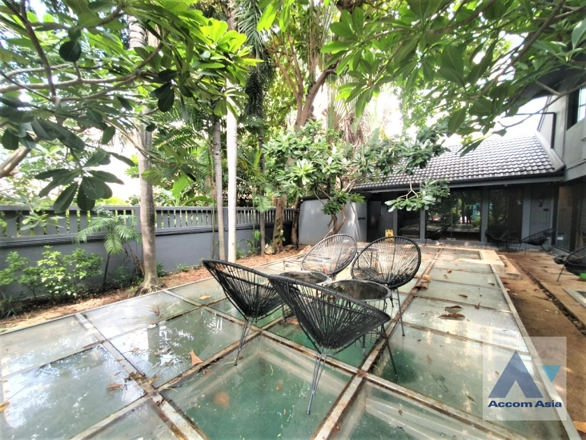 31  3 br House For Rent in sukhumvit ,Bangkok BTS Phrom Phong 1913999