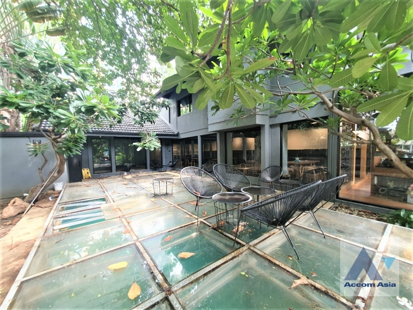 32  3 br House For Rent in sukhumvit ,Bangkok BTS Phrom Phong 1913999