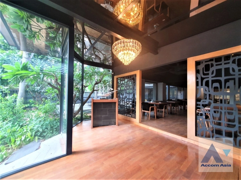 4  3 br House For Rent in sukhumvit ,Bangkok BTS Phrom Phong 1913999