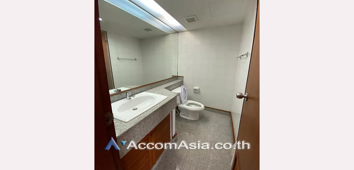 11  3 br Apartment For Rent in Sukhumvit ,Bangkok BTS Phrom Phong at Thai Colonial Style 1002401