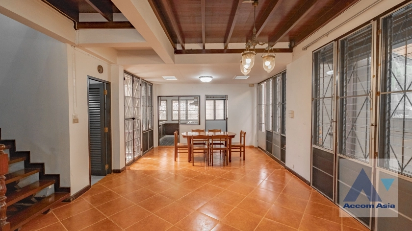 8  3 br House for rent and sale in Sukhumvit ,Bangkok BTS Phra khanong 2314026