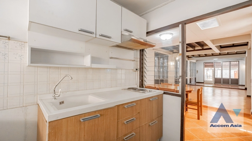 9  3 br House for rent and sale in Sukhumvit ,Bangkok BTS Phra khanong 2314026