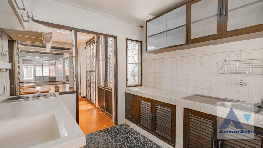 11  3 br House for rent and sale in Sukhumvit ,Bangkok BTS Phra khanong 2314026