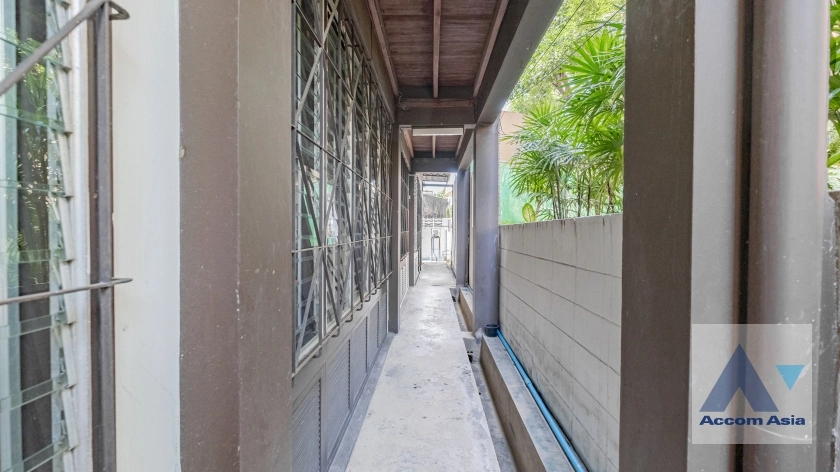 20  3 br House for rent and sale in Sukhumvit ,Bangkok BTS Phra khanong 2314026