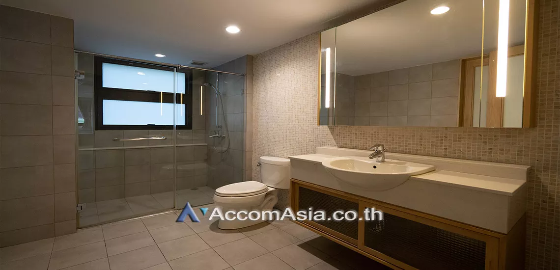 9  2 br Apartment For Rent in Ploenchit ,Bangkok BTS Chitlom at Low Rise - Reach to Chit Lom BTS 1414030