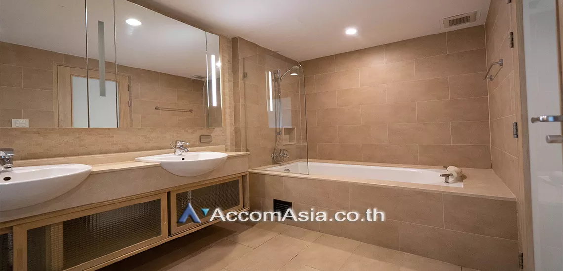 8  2 br Apartment For Rent in Ploenchit ,Bangkok BTS Chitlom at Low Rise - Reach to Chit Lom BTS 1414030