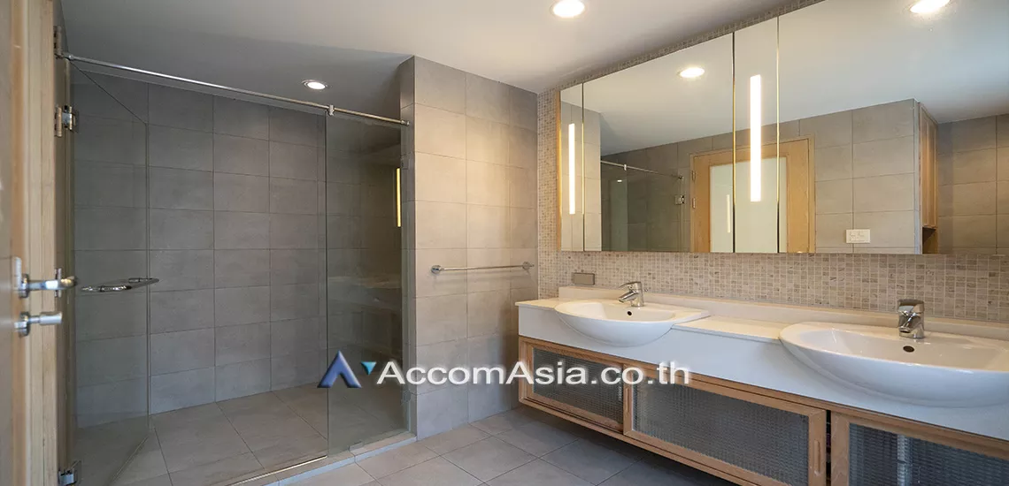 11  2 br Apartment For Rent in Ploenchit ,Bangkok BTS Chitlom at Low Rise - Reach to Chit Lom BTS 1414031