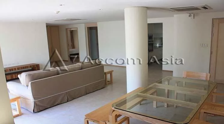 unit 2 Bedrooms  Apartment For Rent in Ploenchit, Bangkok  near BTS Chitlom (1414032)