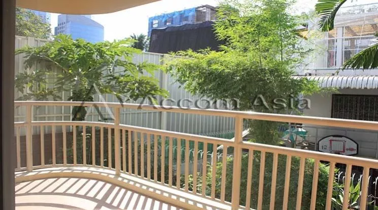 unit 2 Bedrooms  Apartment For Rent in Ploenchit, Bangkok  near BTS Chitlom (1414032)