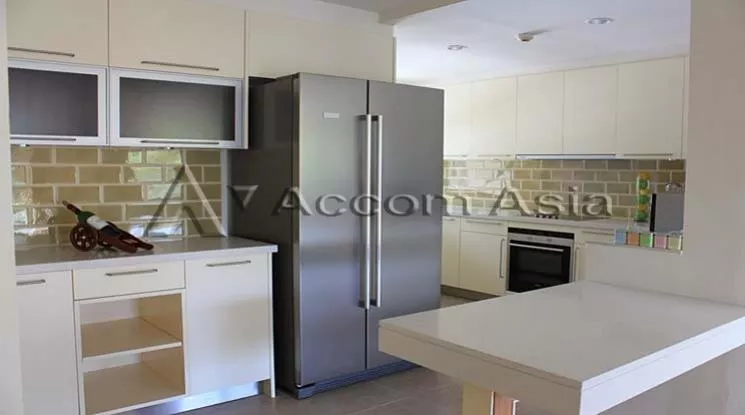 5  4 br Apartment For Rent in Ploenchit ,Bangkok BTS Chitlom at Super Exclusive Apartment – Only 450m. to BTS 1414033