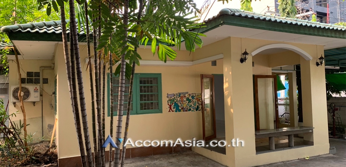  2  2 br House for rent and sale in Sukhumvit ,Bangkok BTS Thong Lo 40075