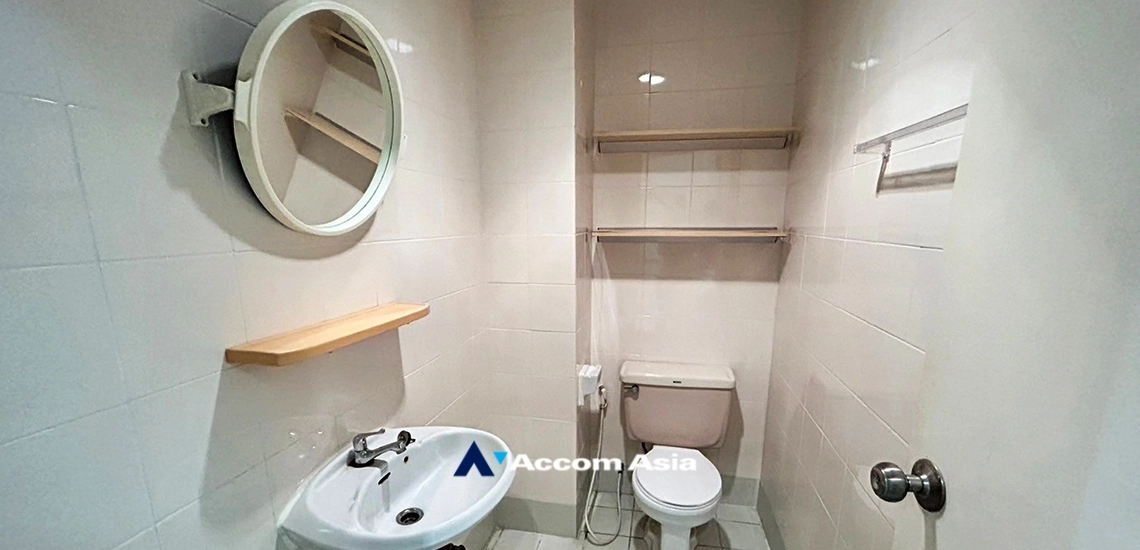 12  3 br House for rent and sale in Sukhumvit ,Bangkok BTS Phra khanong 2514094