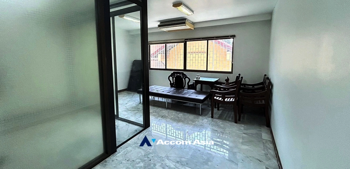 4  3 br House for rent and sale in Sukhumvit ,Bangkok BTS Phra khanong 2514094