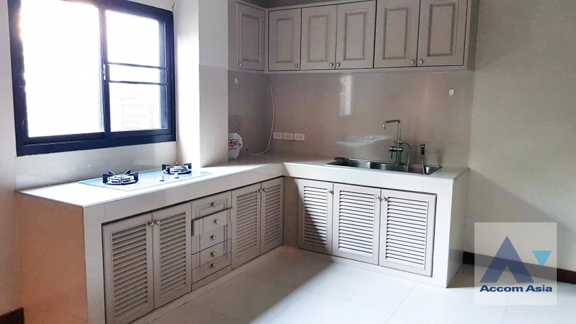 6  3 br House for rent and sale in Sukhumvit ,Bangkok BTS Thong Lo 1914114