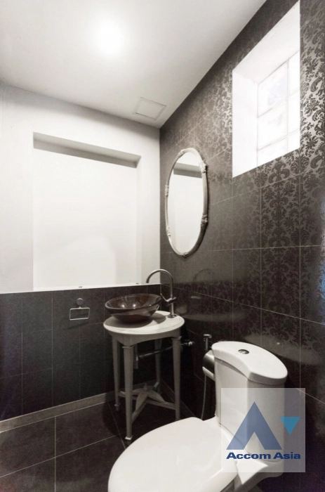 19  3 br House for rent and sale in Sukhumvit ,Bangkok BTS Thong Lo 1914114