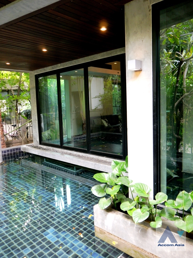 21  3 br House for rent and sale in Sukhumvit ,Bangkok BTS Thong Lo 1914114