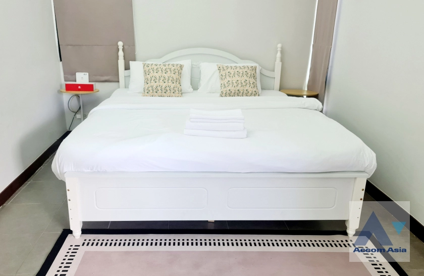 12  3 br House for rent and sale in Sukhumvit ,Bangkok BTS Thong Lo 1914114