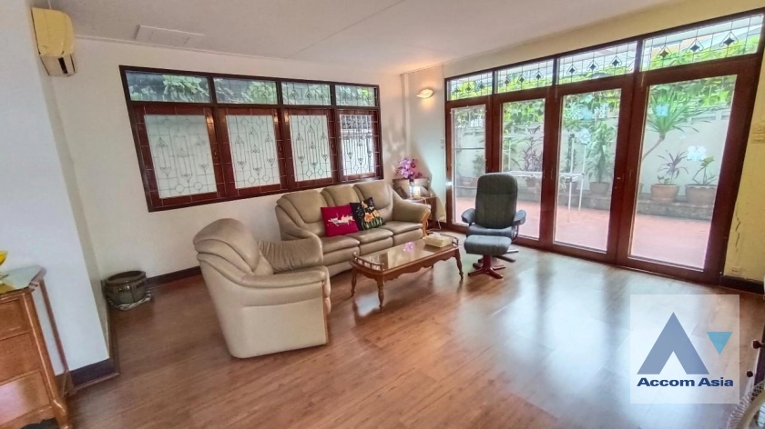 6  3 br House for rent and sale in Sathorn ,Bangkok BTS Chong Nonsi 1714115