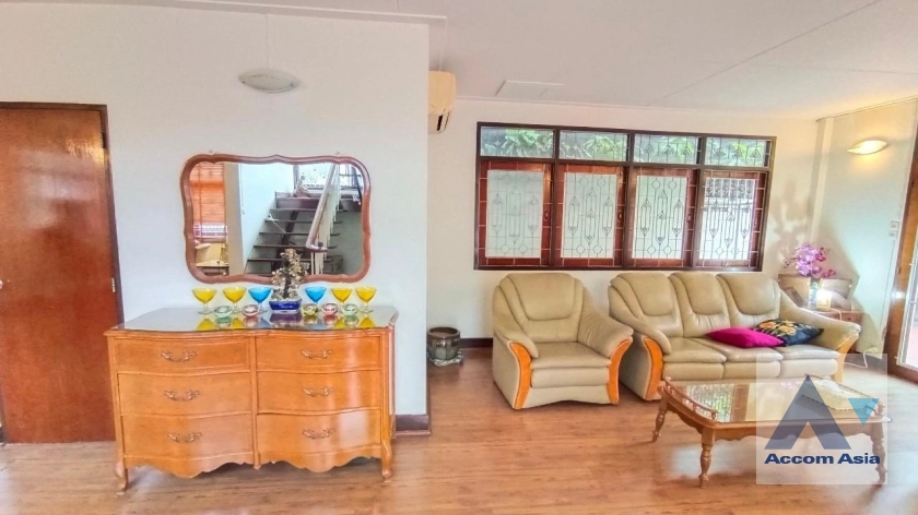 8  3 br House for rent and sale in Sathorn ,Bangkok BTS Chong Nonsi 1714115