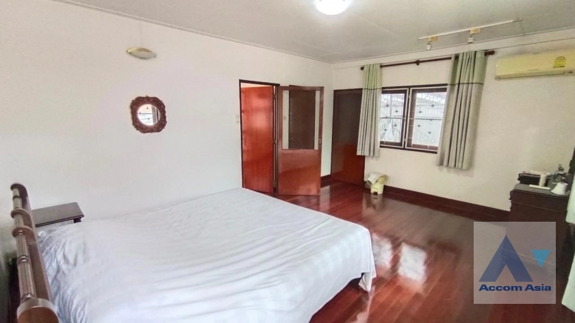 24  3 br House for rent and sale in Sathorn ,Bangkok BTS Chong Nonsi 1714115