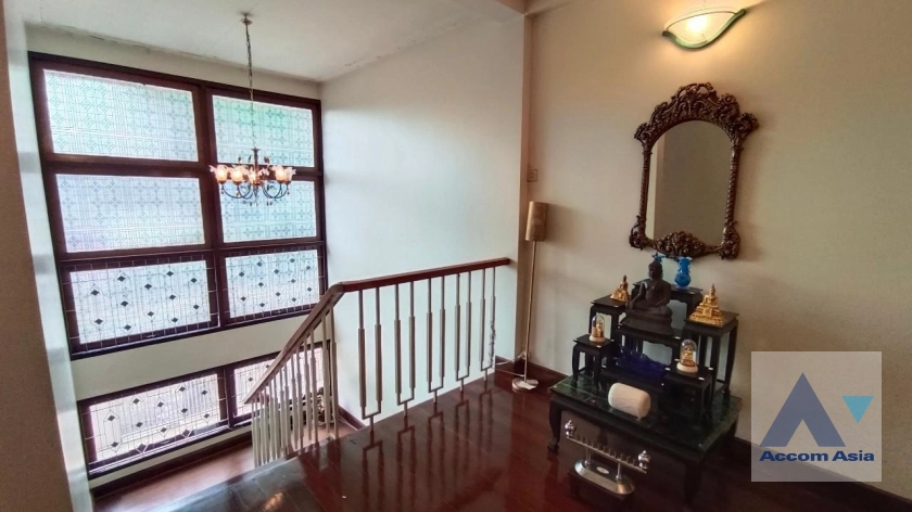 22  3 br House for rent and sale in Sathorn ,Bangkok BTS Chong Nonsi 1714115