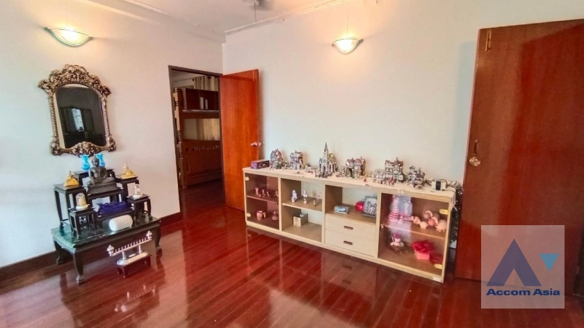 31  3 br House for rent and sale in Sathorn ,Bangkok BTS Chong Nonsi 1714115