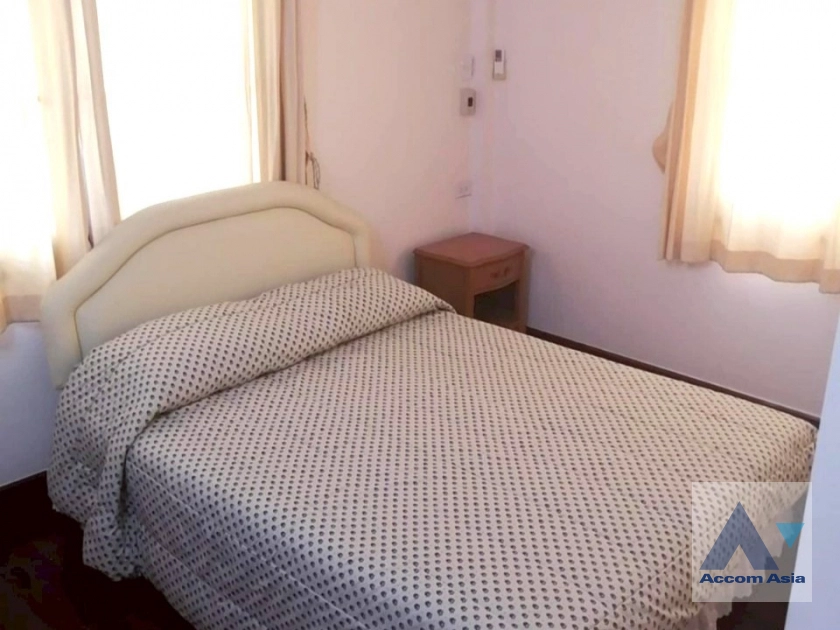 28  3 br House for rent and sale in Sathorn ,Bangkok BTS Chong Nonsi 1714115