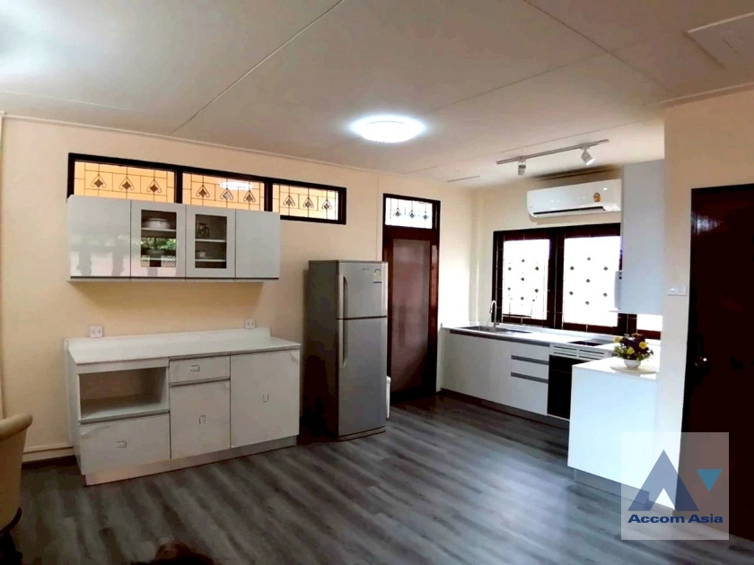 15  3 br House for rent and sale in Sathorn ,Bangkok BTS Chong Nonsi 1714115