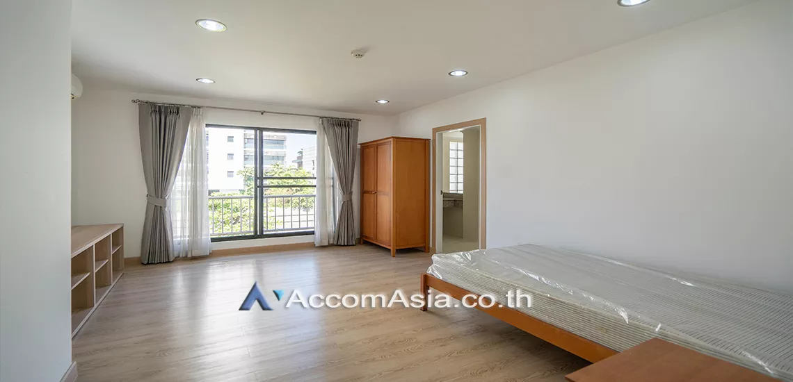 7  3 br Apartment For Rent in Sathorn ,Bangkok BTS Sala Daeng - MRT Lumphini at Secluded Ambiance 1414116