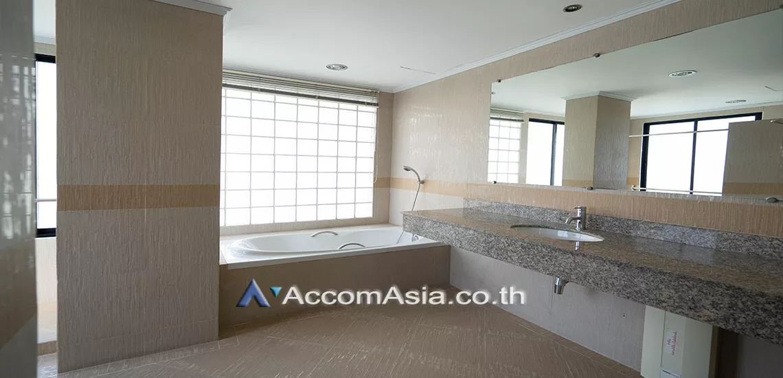 8  3 br Apartment For Rent in Sathorn ,Bangkok BTS Sala Daeng - MRT Lumphini at Secluded Ambiance 1414116