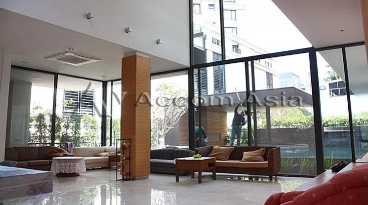 unitPrivate Swimming Pool |  4 Bedrooms  House For Rent in Sathorn, Bangkok  near BTS Sala Daeng (1914119)