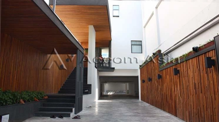 9  4 br House For Rent in Sathorn ,Bangkok BTS Sala Daeng 1914119