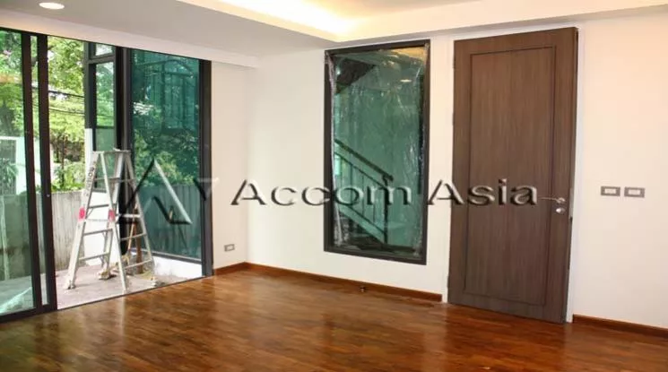 4  5 br Apartment For Rent in Sathorn ,Bangkok BTS Chong Nonsi at The Lush Greenery Residence 1414122