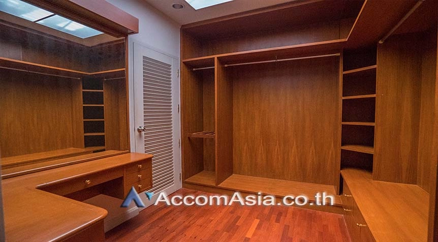 12  3 br House For Rent in Sukhumvit ,Bangkok BTS Phrom Phong 2314124