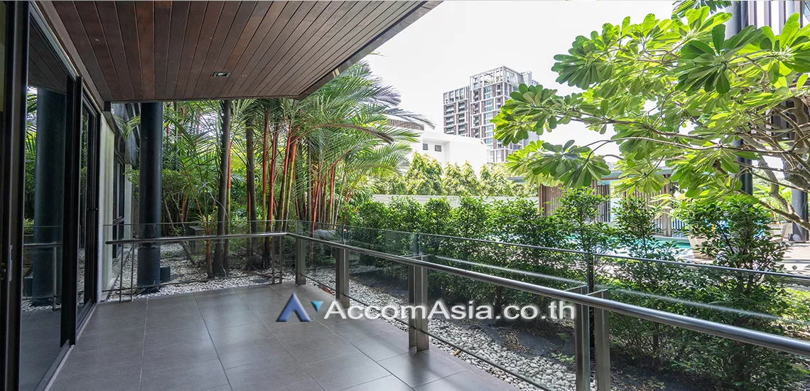 unitBig Balcony |  2 Bedrooms  Apartment For Rent in Sukhumvit, Bangkok  near BTS Ekkamai (1414156)
