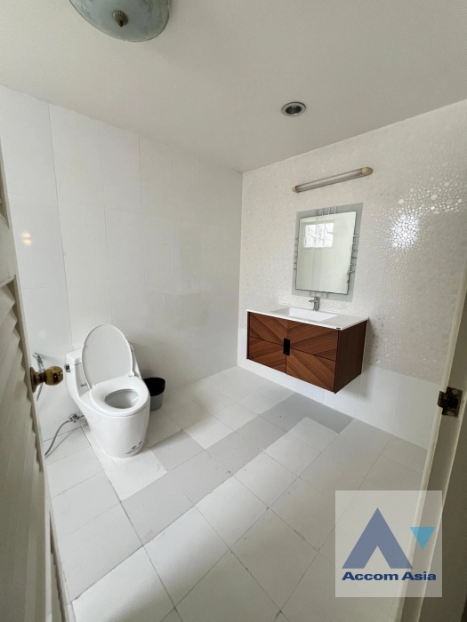 51  9 br House For Rent in Sukhumvit ,Bangkok BTS Thong Lo at Sukhumvit Villa 50081