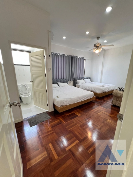 34  9 br House For Rent in Sukhumvit ,Bangkok BTS Thong Lo at Sukhumvit Villa 50081