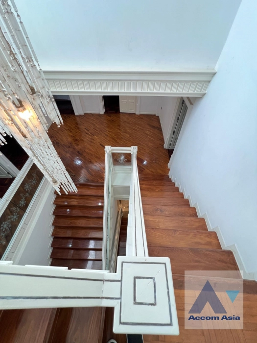 22  9 br House For Rent in Sukhumvit ,Bangkok BTS Thong Lo at Sukhumvit Villa 50081