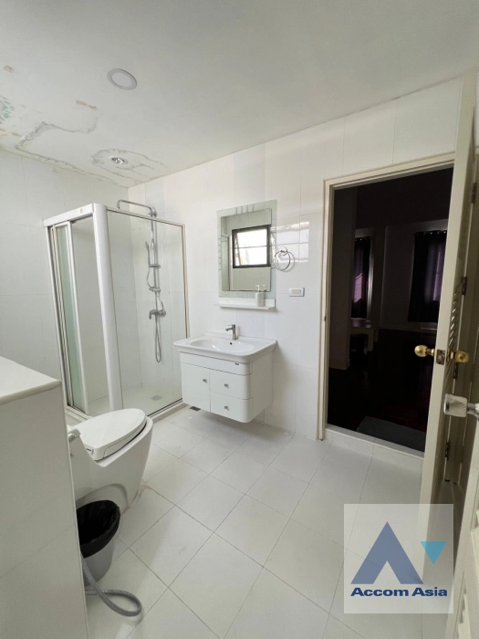 54  9 br House For Rent in Sukhumvit ,Bangkok BTS Thong Lo at Sukhumvit Villa 50081