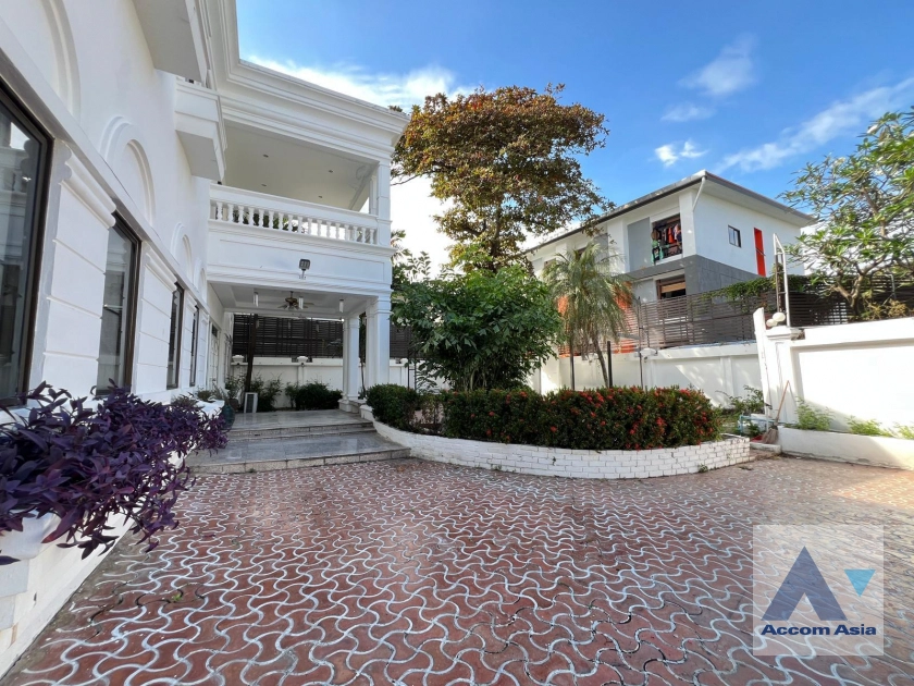 53  9 br House for rent and sale in Sukhumvit ,Bangkok BTS Thong Lo at Sukhumvit Villa 50081