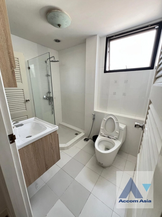 60  9 br House For Rent in Sukhumvit ,Bangkok BTS Thong Lo at Sukhumvit Villa 50081