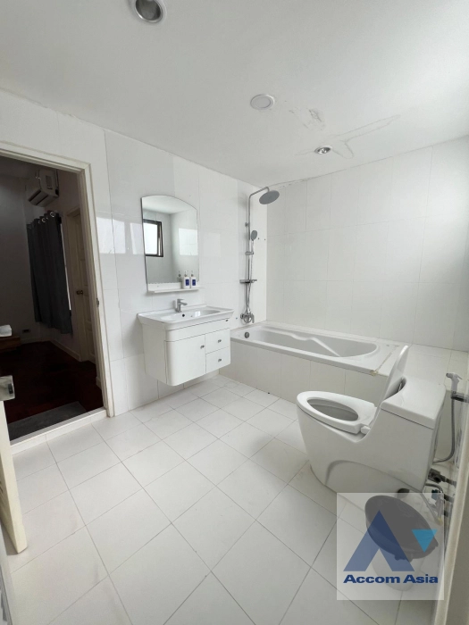 57  9 br House For Rent in Sukhumvit ,Bangkok BTS Thong Lo at Sukhumvit Villa 50081