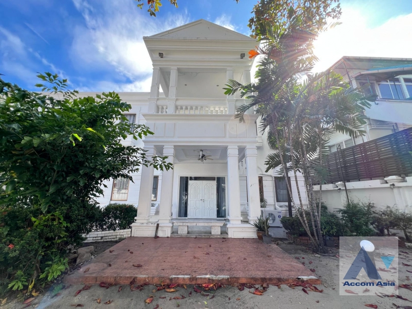  1  9 br House For Rent in Sukhumvit ,Bangkok BTS Thong Lo at Sukhumvit Villa 50081