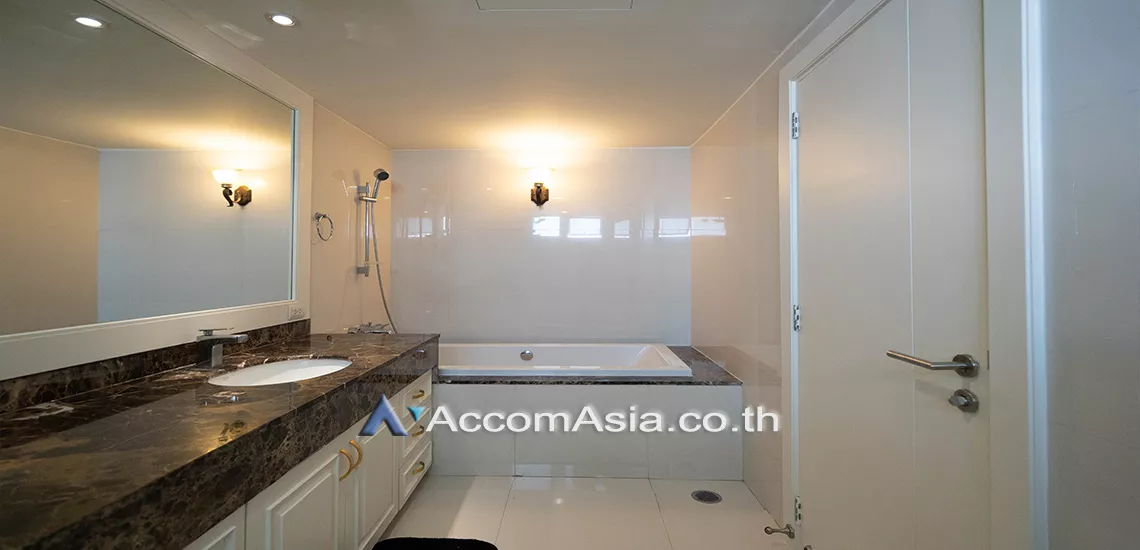 12  4 br Apartment For Rent in Sukhumvit ,Bangkok BTS Phrom Phong at Fully Furnished Suites 1414186
