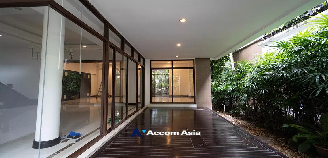 7  4 br House For Rent in Sukhumvit ,Bangkok BTS Asok - MRT Sukhumvit at House with pool Exclusive compound 1814229