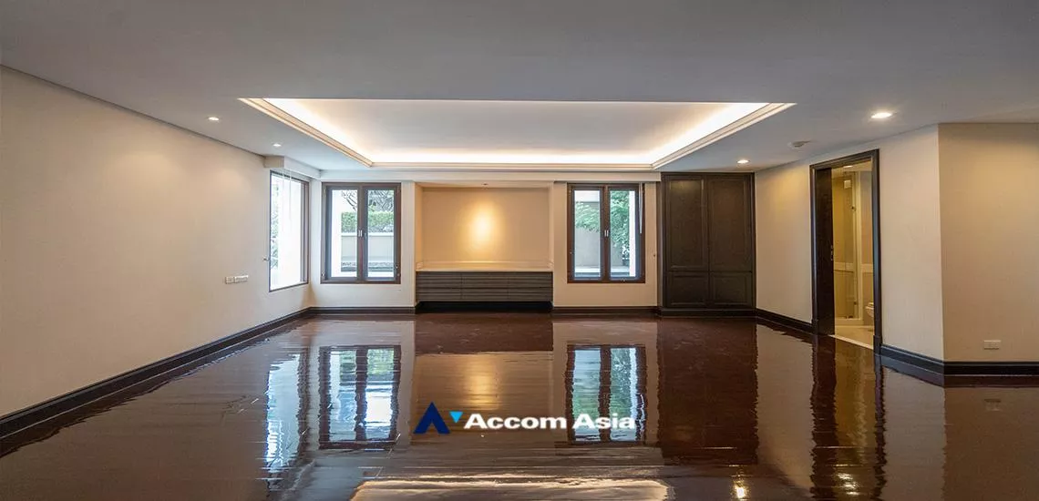 21  4 br House For Rent in Sukhumvit ,Bangkok BTS Asok - MRT Sukhumvit at House with pool Exclusive compound 1814229