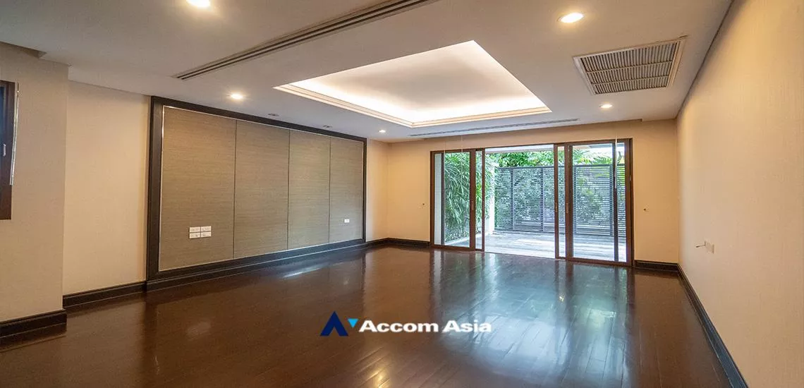 23  4 br House For Rent in Sukhumvit ,Bangkok BTS Asok - MRT Sukhumvit at House with pool Exclusive compound 1814229